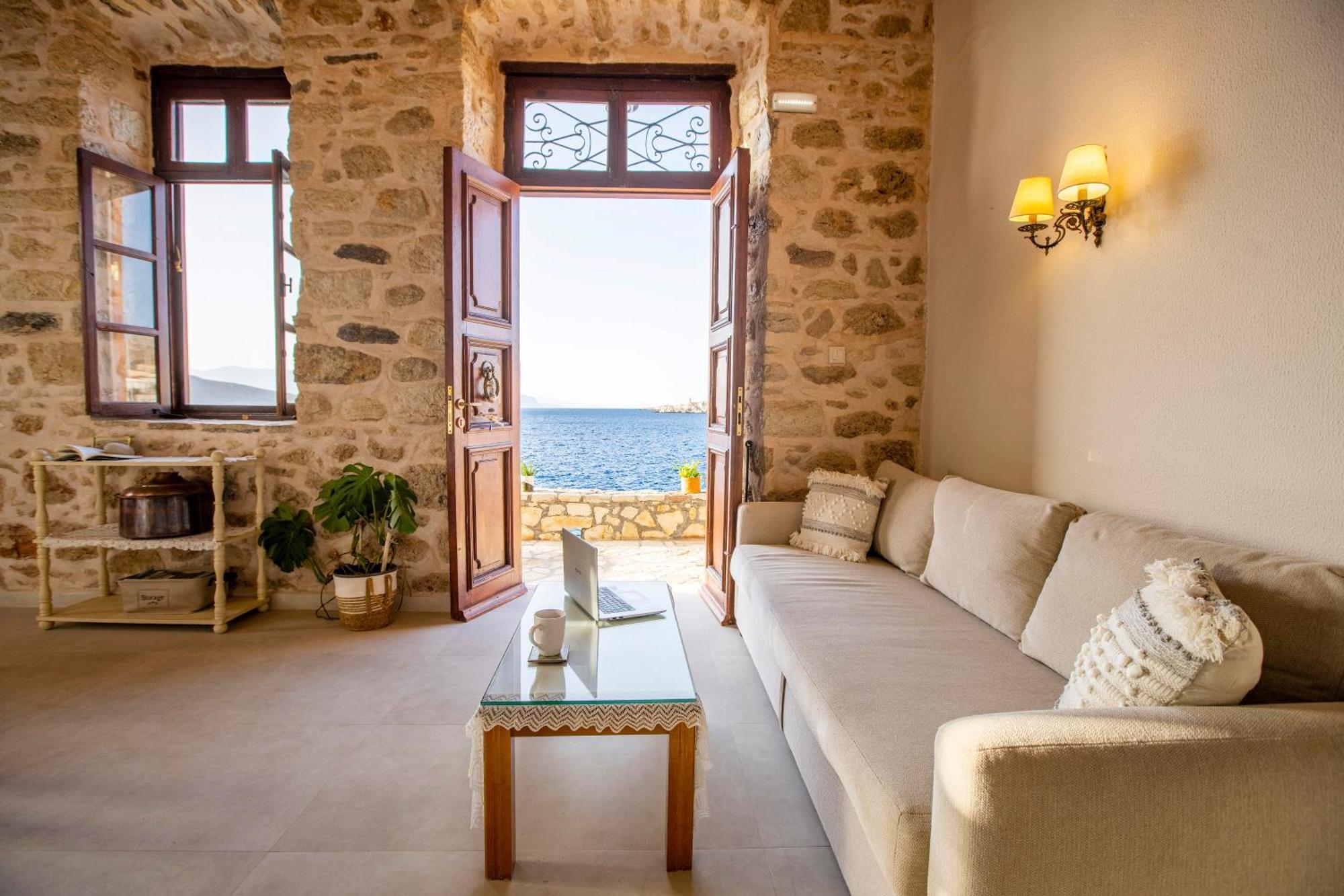 Villa Electra Chalki Town ภายนอก รูปภาพ