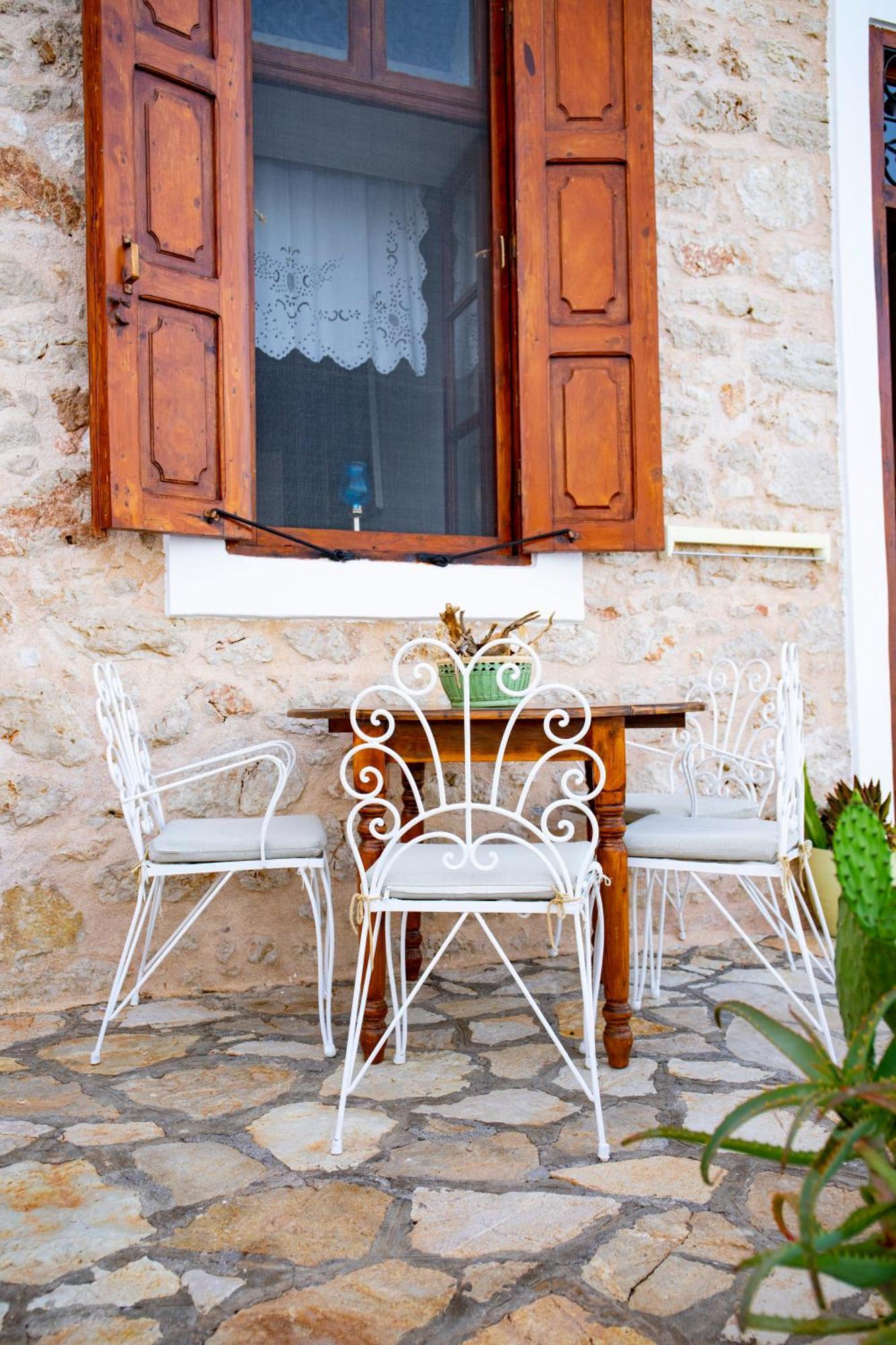 Villa Electra Chalki Town ภายนอก รูปภาพ