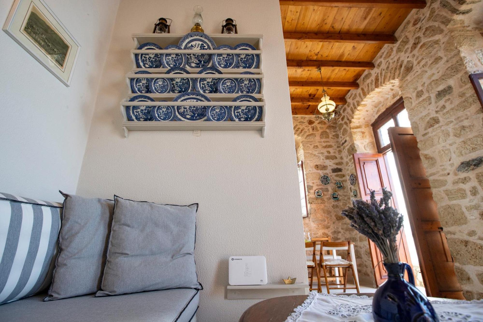 Villa Electra Chalki Town ภายนอก รูปภาพ