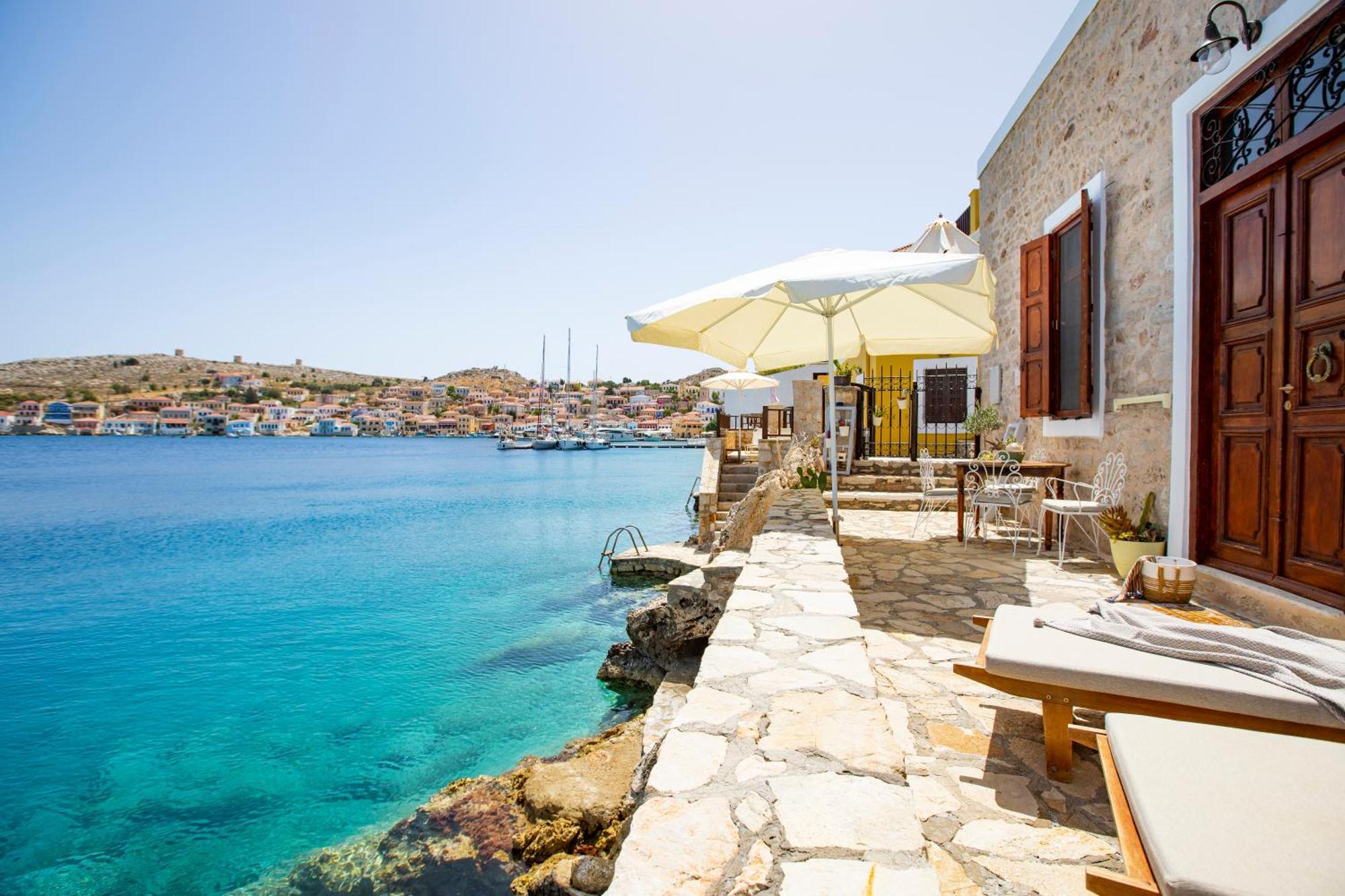 Villa Electra Chalki Town ภายนอก รูปภาพ