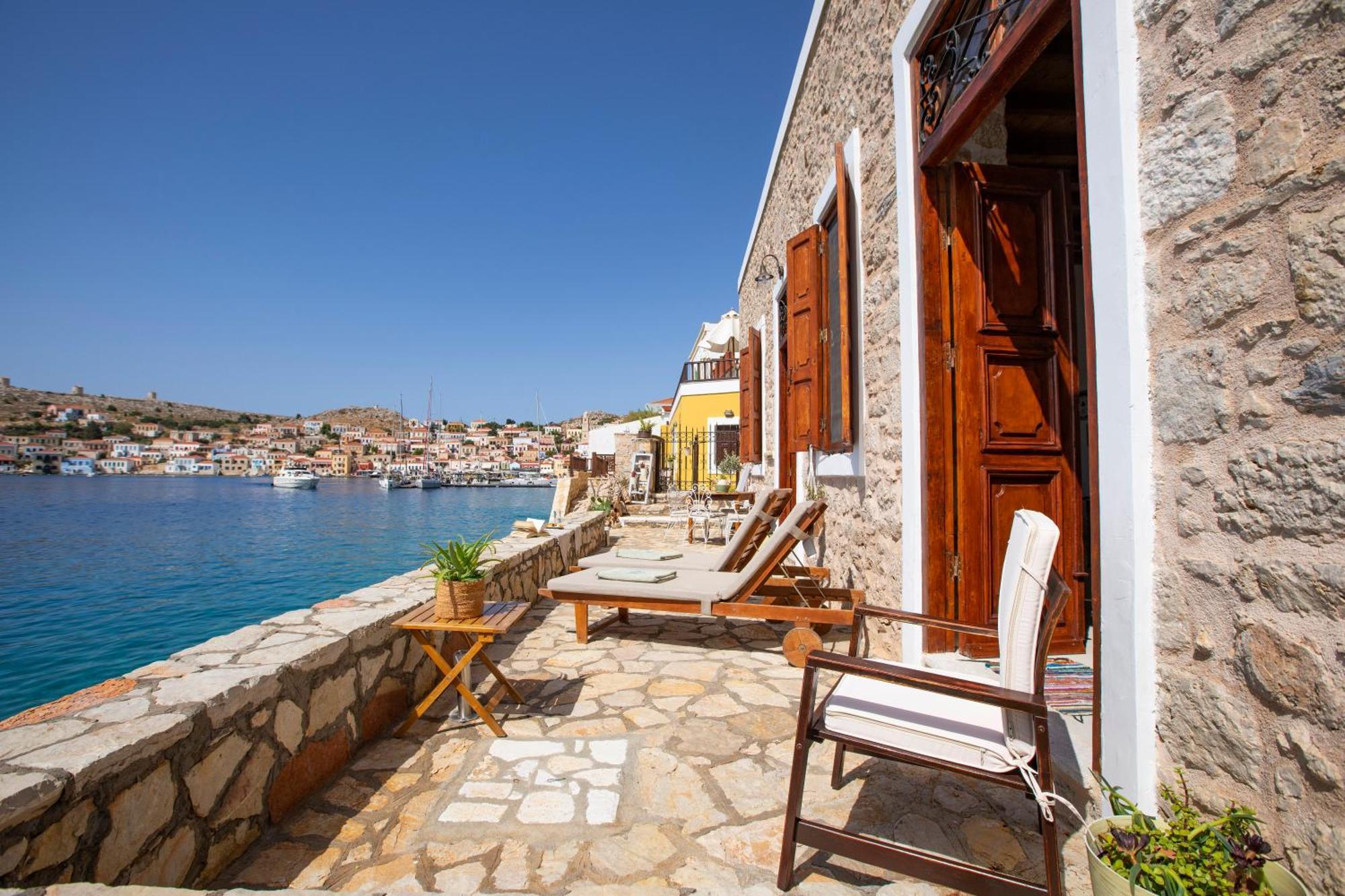 Villa Electra Chalki Town ภายนอก รูปภาพ