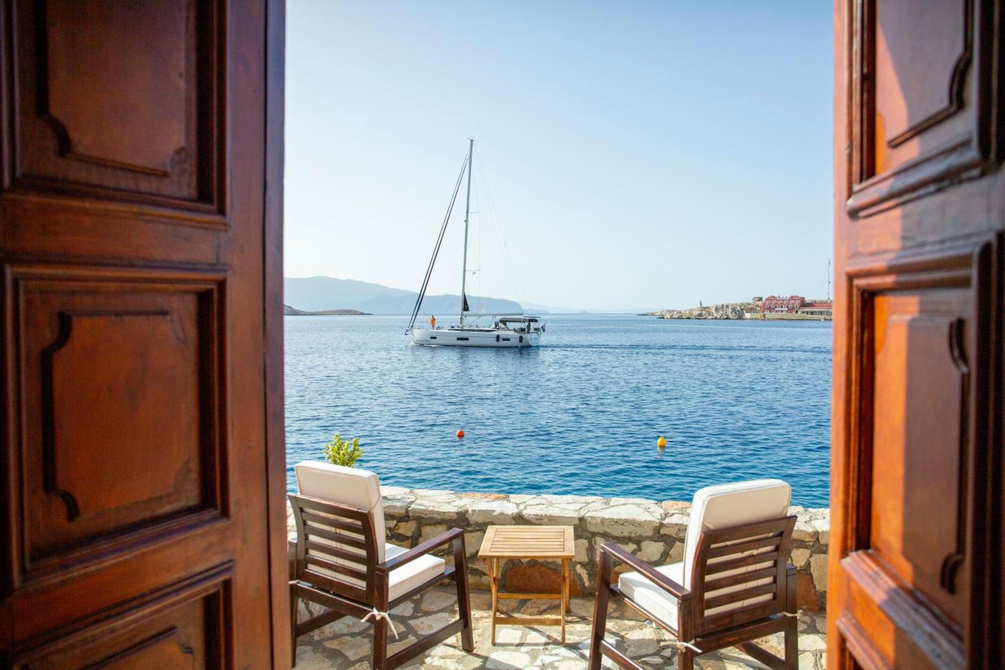 Villa Electra Chalki Town ภายนอก รูปภาพ
