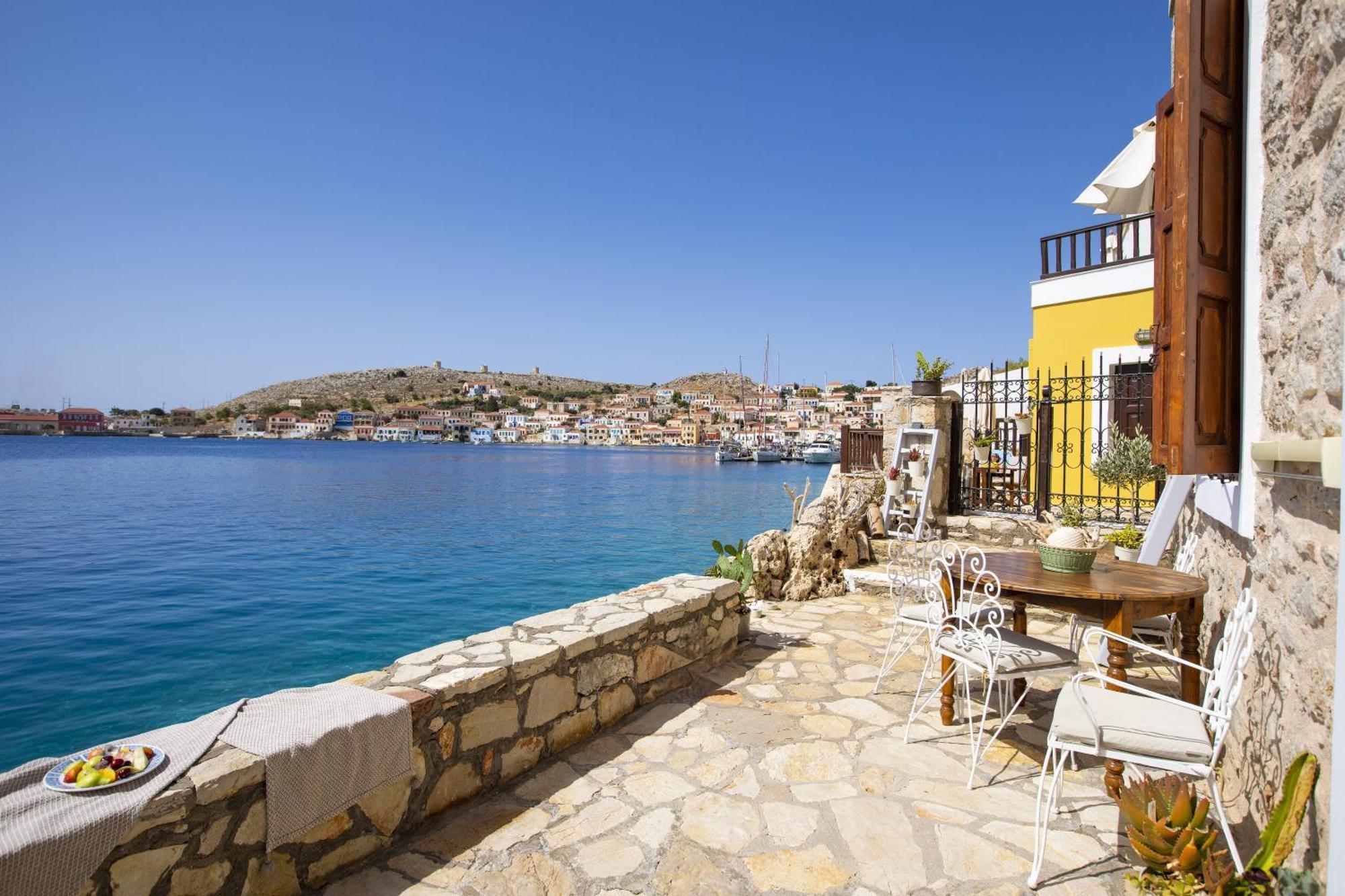 Villa Electra Chalki Town ภายนอก รูปภาพ